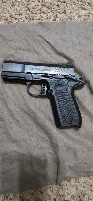 Wilson combat SFX9 3.25&quot;