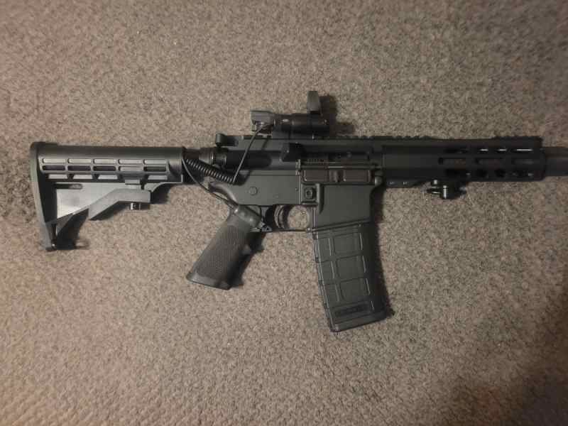 New AR-15 .223/5.56 never been shot 17&quot; barrel