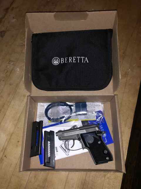 Beretta 21 Bobcat INOX 22lr 7rd tip up barrel