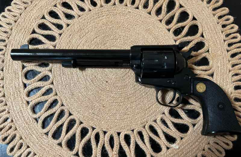 Chiappa 17-10 (17HMR) Revolver