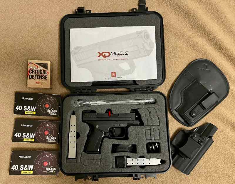 .40 SubCompact Springfield XD Mod.2 w/xtras