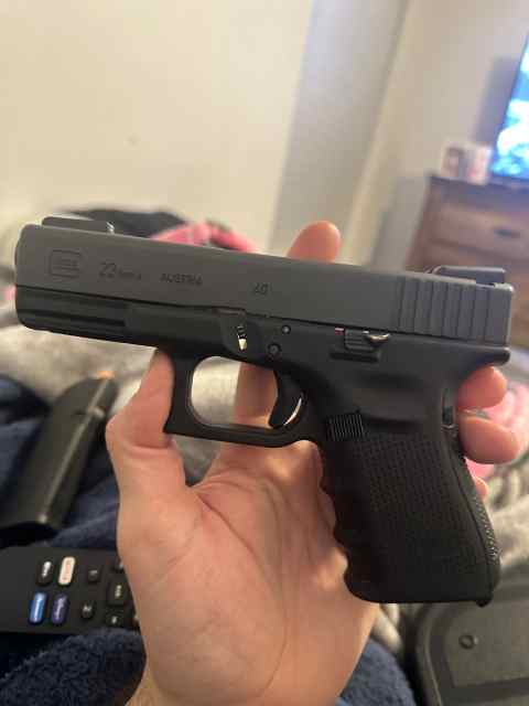 Glock 23 