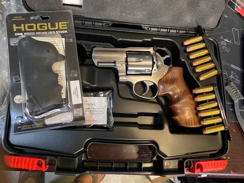 Ruger Super Redhawk Alaskan 44mag