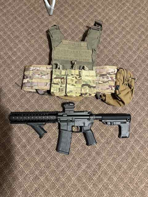 Aero M4E1 pistol with plate carrier (No plates)