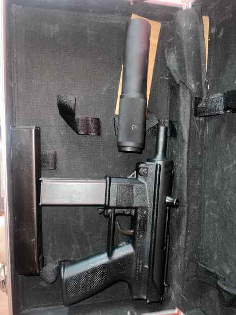 Intratec ab10 tec 9