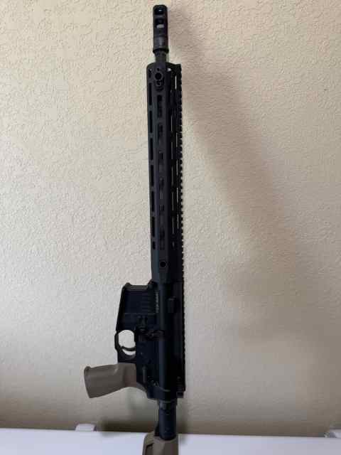 KAC Knights SR-15 upper 14.5 P&amp;W 5.56