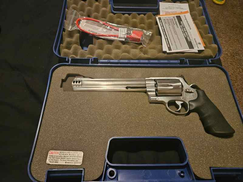 Smith and Wesson 500 magnum 