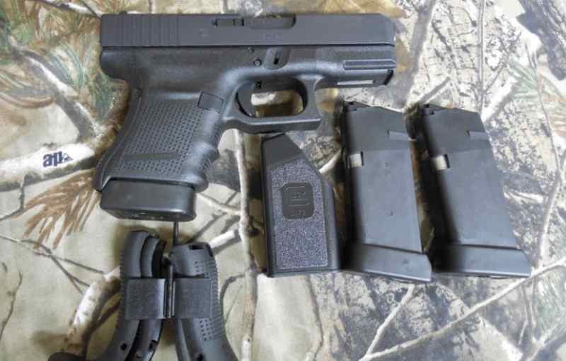 GLOCK G-30S, COMPACT GENERATION 4, 45 ACP.