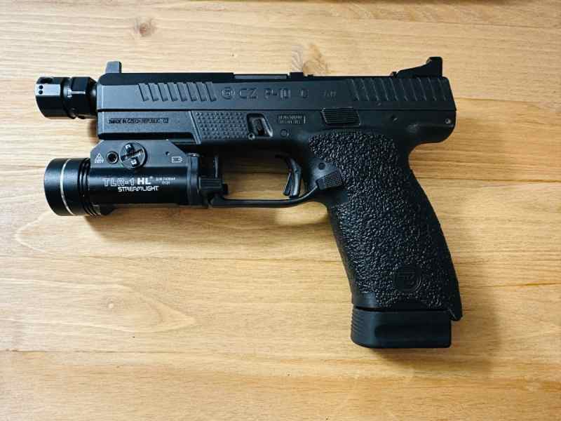 CZ P10C w Threaded Barrel &amp; Compensator