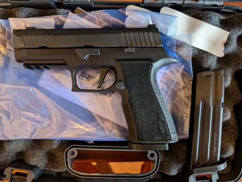 Sig Sauer P320 XTen Comp 10mm in great condition