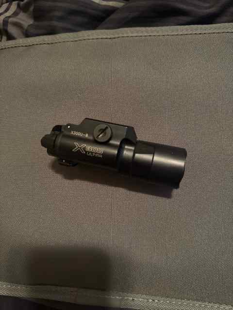 Surefire x300u B ultra 