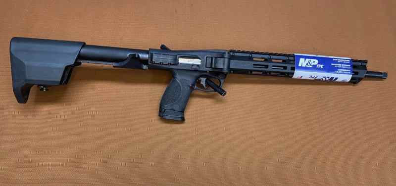 NEW IN BOX - Smith &amp; Wesson M&amp;P FPC - 9mm w/case