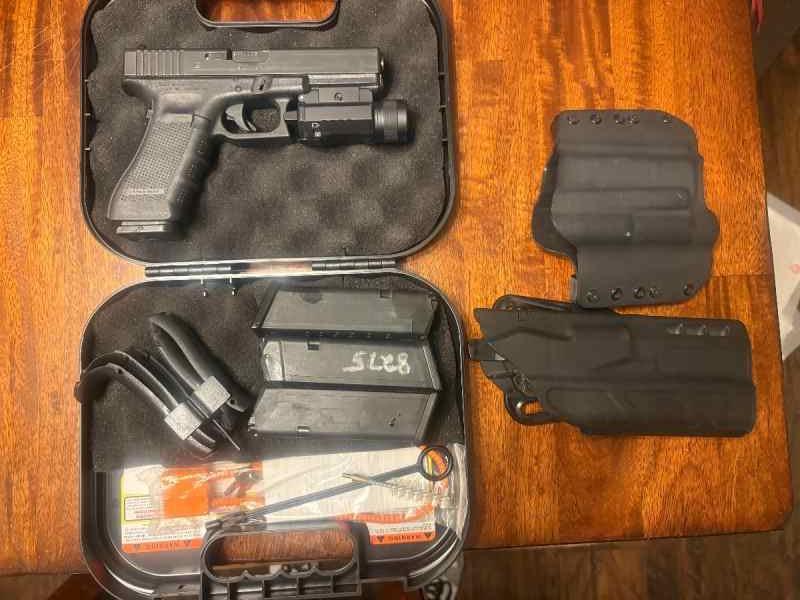 Gen 4 Glock 22 40 S&amp;W Used VGC