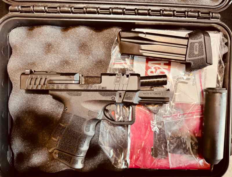 LIKE NEW IN BOX SAR 9-SC Pistol For Sale - $395.00