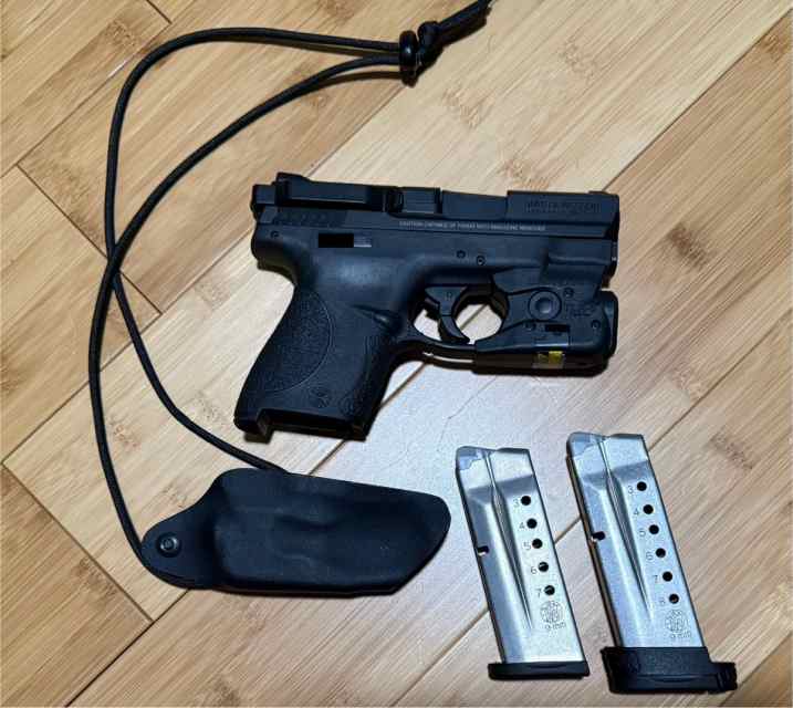 M&amp;P 9mm Shield w/ Extras