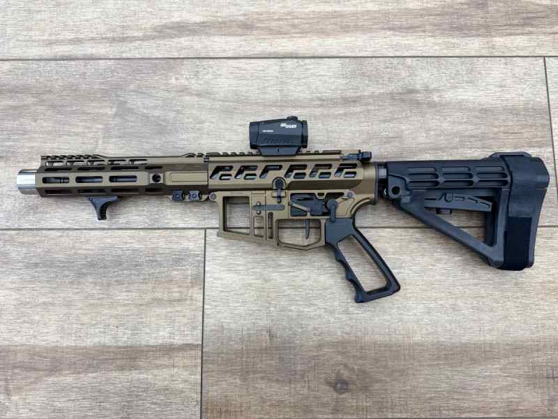 *USED* WAR DOG INDUSTRIES SR-15 PISTOL, NO OPTIC