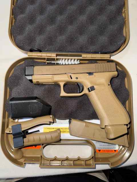 Glock 19x W/ Agency Arms sage dynamic set up 