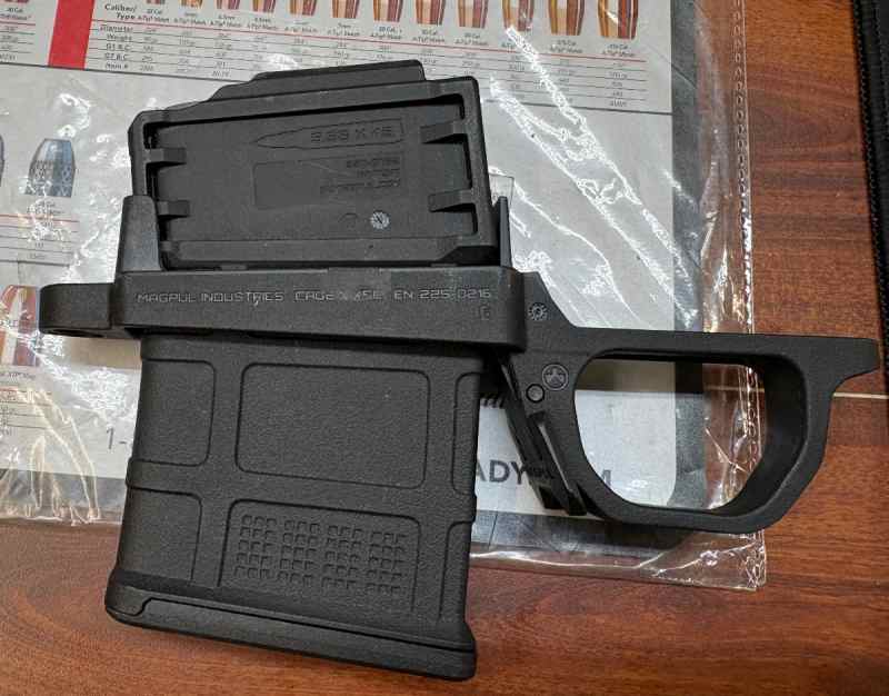 Magpul Hunter 700 Mag Well Bottom Metal R700