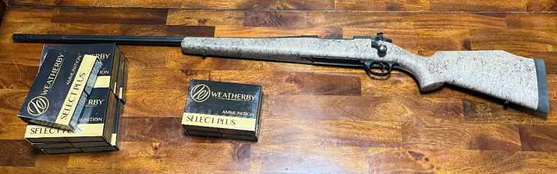 6.5-300 Weatherby Mag Mark V Left Hand W/Ammo