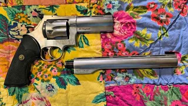 Dan Wesson 744 w/ 4&quot; &amp; 10&quot; Barrels