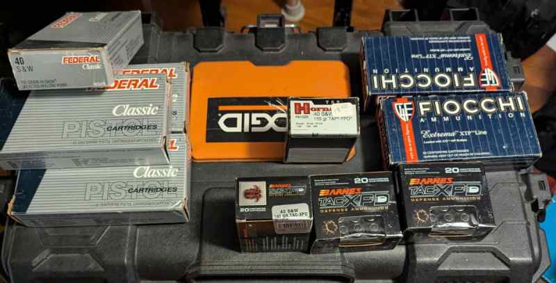 .40 S&amp;W assorted HP