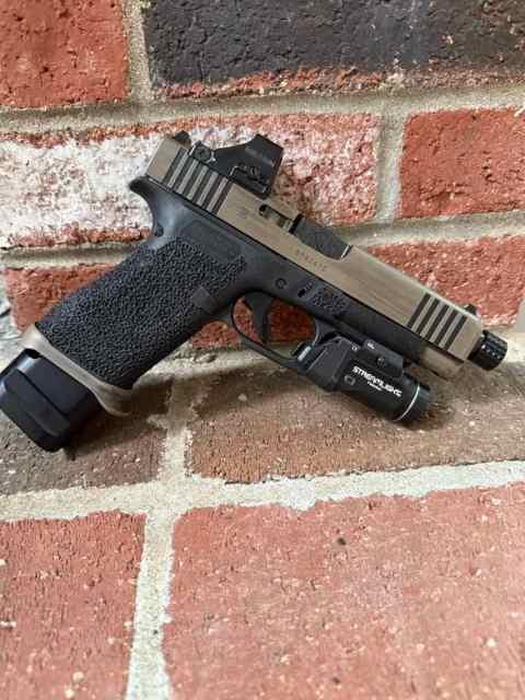 Glock 48 MOS w/ Extras