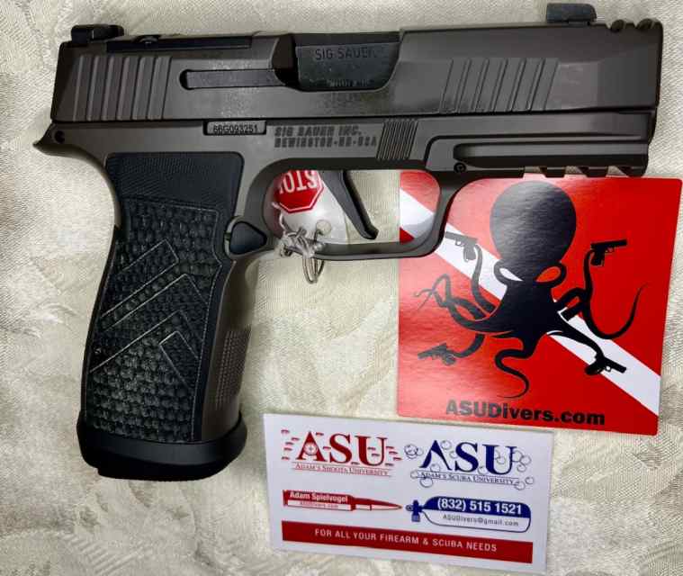 Sig Sauer P365x AXG Legion - Conroe