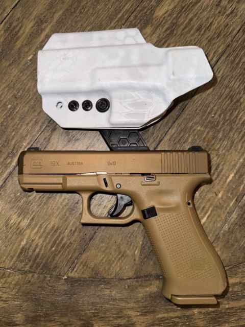 GLOCK 19X