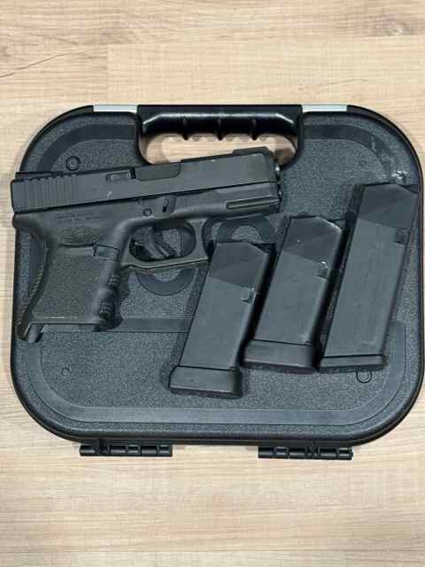 Glock 30SF .45 ACP – Night Sights and Extra Mags