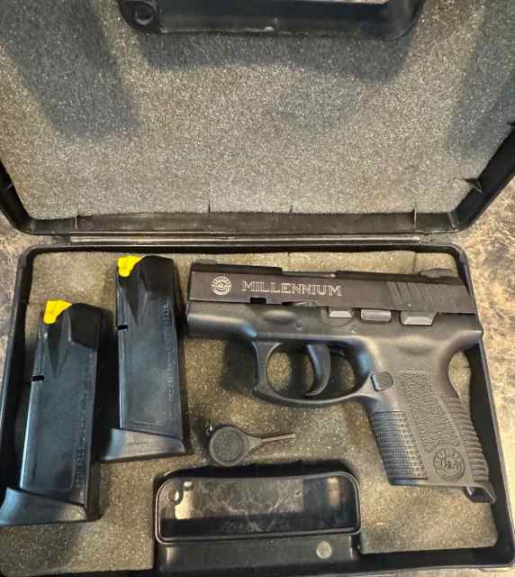 Taurus PT 111 Pro 9mm / Houston area