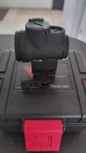 Trijicon MRO Green Dot NIB 1/3 Cowitness