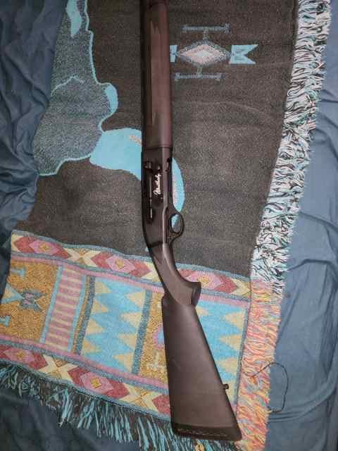 Weatherby SA-08 12 gauge 