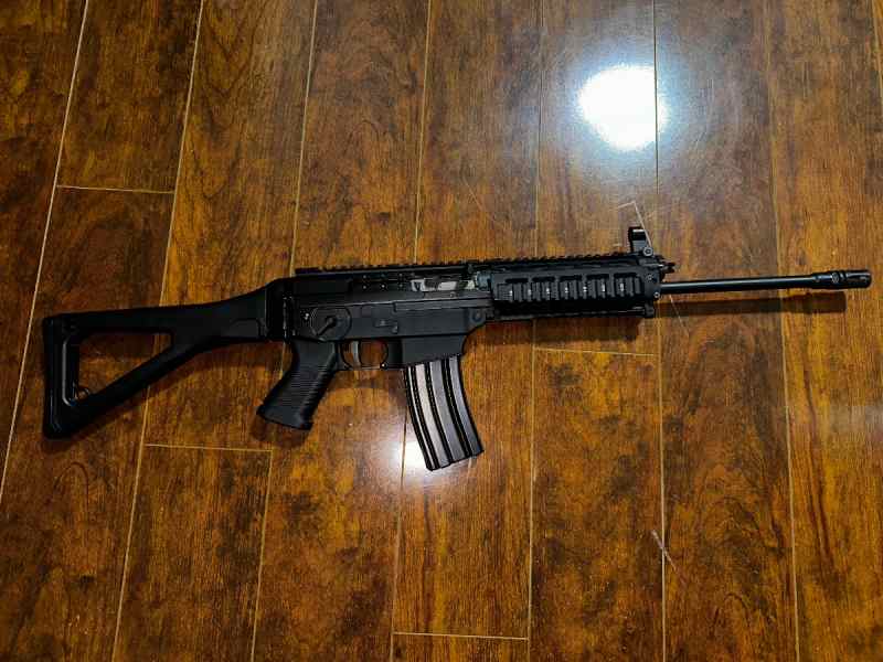 SIG556 XI