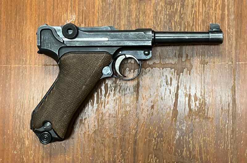 Finnish issued Mauser P08 Luger 9mm