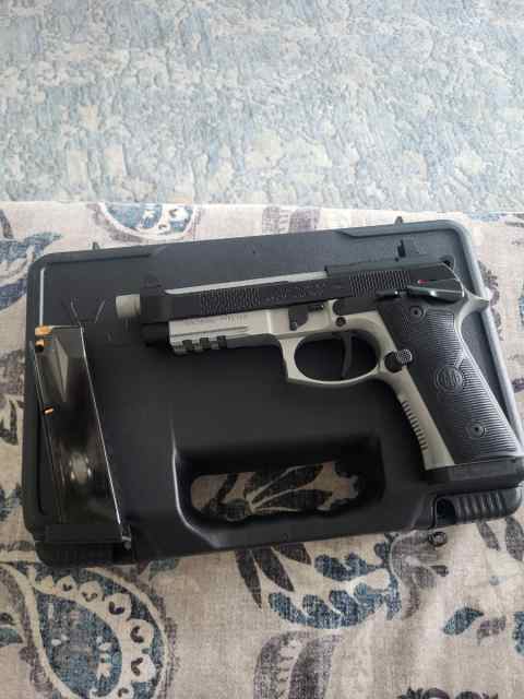 Beretta 92XI Tactical