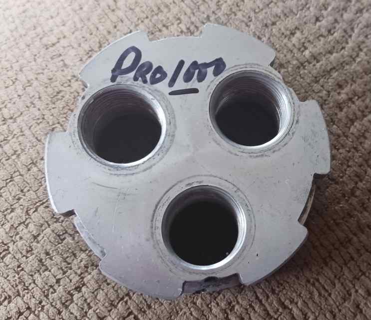 Lee Pro 1000 Turret Press- 3 hole die holder 