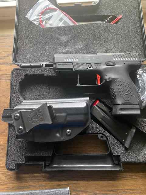 CZ P10s Package