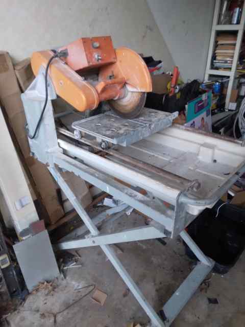 10" tile wet saw with stand