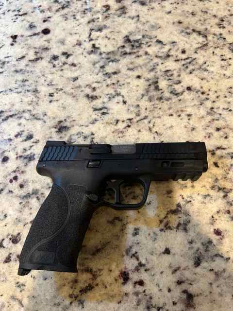Smith &amp; Wesson M&amp;P 9mm W/ apex trigger and barrel
