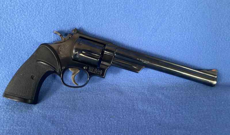 Smith &amp; Wesson 57