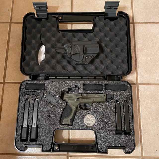 Smith and Wesson M&amp;P 2.0 Metal 