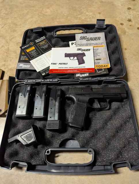 Sig Sauer P365XL with IWB Holster 9mm