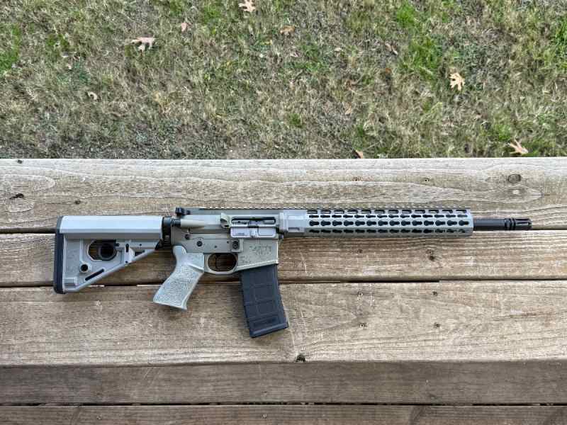 LaRue Tactical 16” 5.56 Rifle UDE