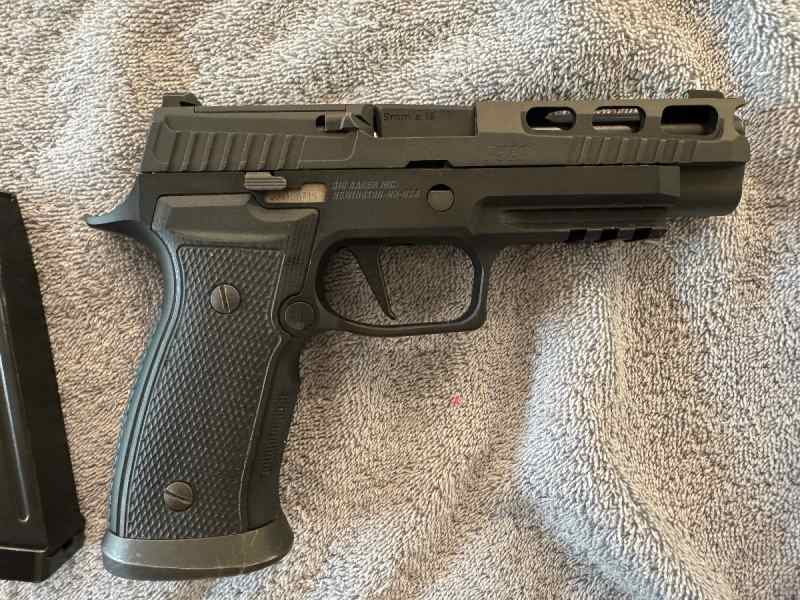 Sig Sauer P320 AXG Pro