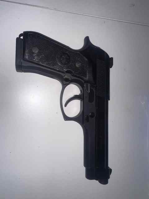 Beretta 96A1 