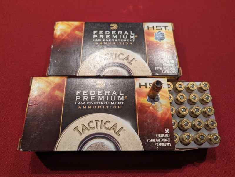 Federal HST 40 S&amp;W 180GR 500 Rounds P40HST1B