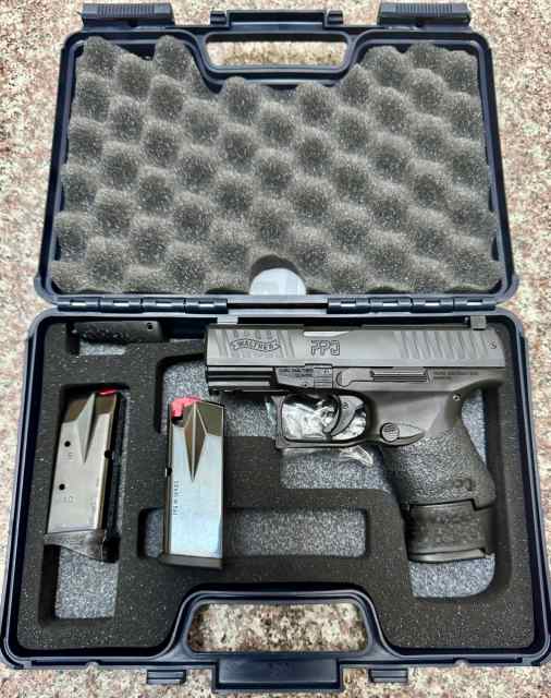 Walther PPQ Sub-Compact 9mm w/Night Sights