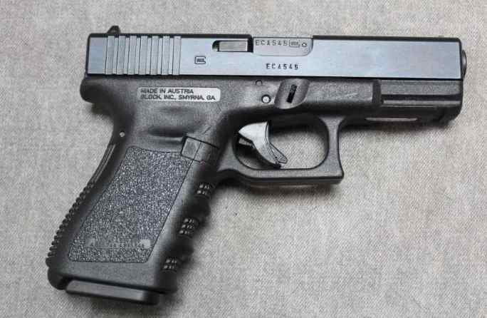 Glock 32,357 MAG, 10 Round Magazine, almost new.