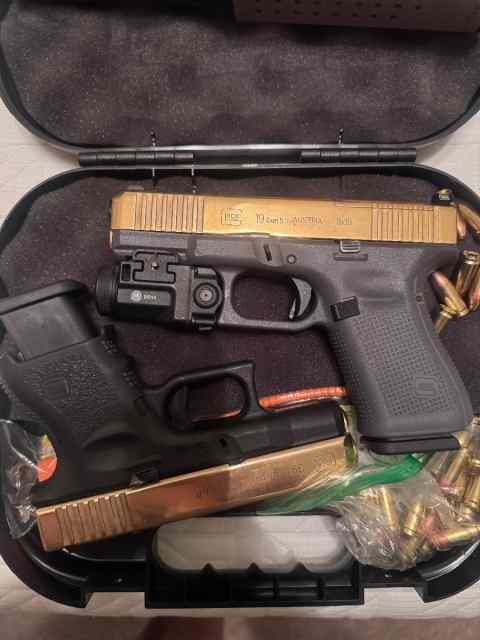 Gold plated glocks 