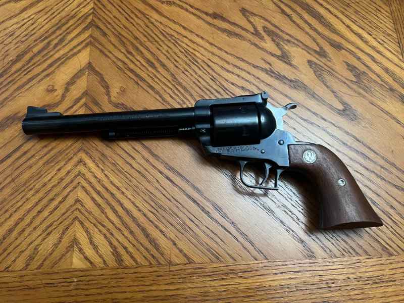 Ruger New Model Super Blackhawk 44 mag